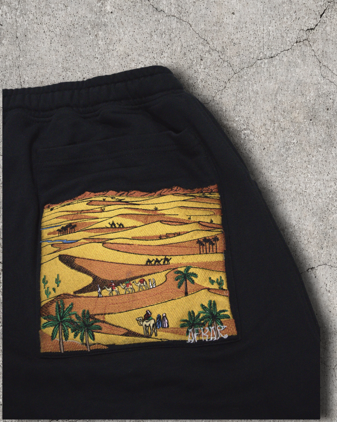 "EGYPT V1" SHORTS BLACK